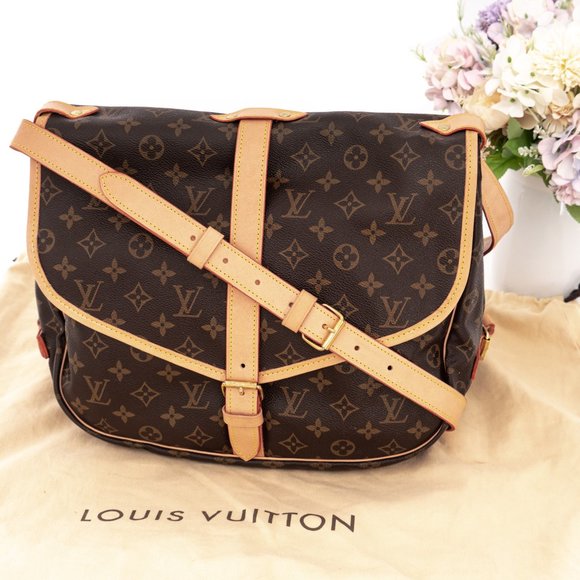 LOUIS VUITTON Saumur 35 Crossbody Bag
